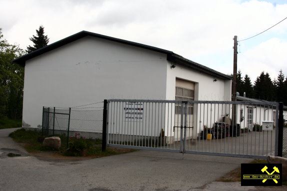 Restgebaeude des SDAG Wismut Schacht 55 - 56, Revier Johanngeorgenstadt, Erzgebirge, Sachsen 16. Mai 2009 (1).jpg